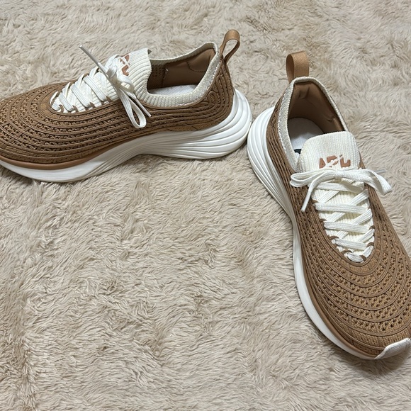 APL zip line sneakers - Picture 3 of 4